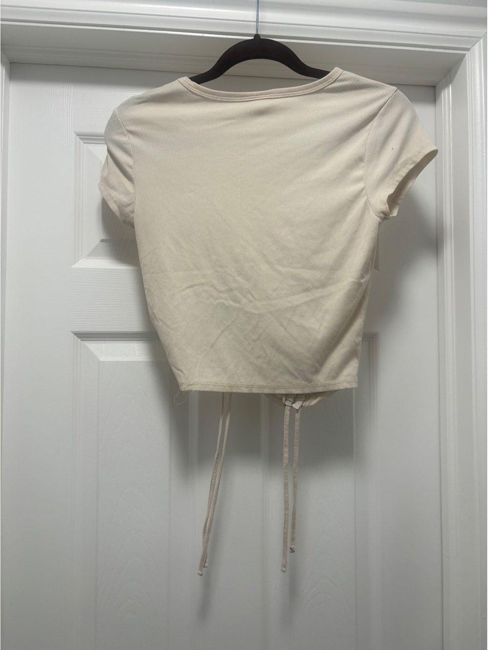 One Step Up Cream Ruched Drawstring Crop Top Medium - Picture 3 of 3